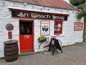 An Teach Beag, Clonakility